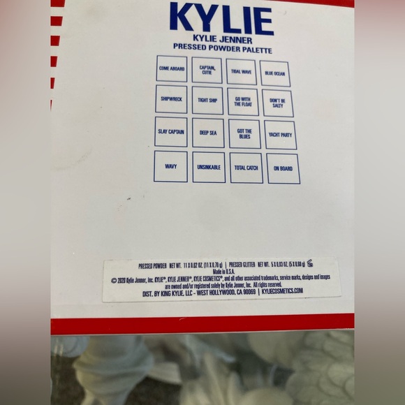 ♌️ KYLIE COSMETICS Kylie Jenner Sailor Eyeshadow Pressed Powder Palette ⭐️ - Picture 5 of 8
